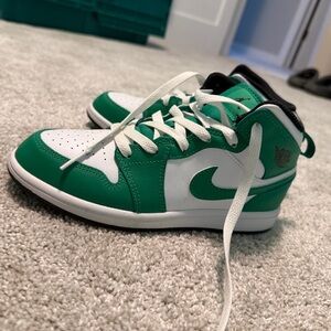 Nike Kids Green and White High-Top Sneakers